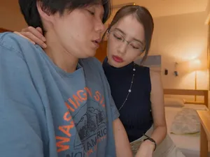 [Tôi là nhà thám hiểm] Cảnh quay đầu tiên của đêm giao thừa, một cô gái trẻ có cúp C, dịu dàng và hay nói, người đóng cọc vẫn mạnh mẽ, lỗ hồng được đưa vào một cách điên cuồng và bị đụ mạnh, một năm mới tuyệt vời...