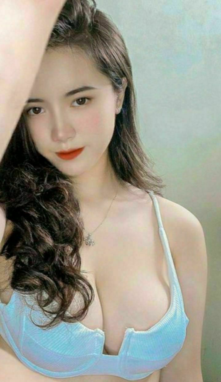 Gái Việt thủ dâm trên xvideos lồn đỏ au như sò huyết