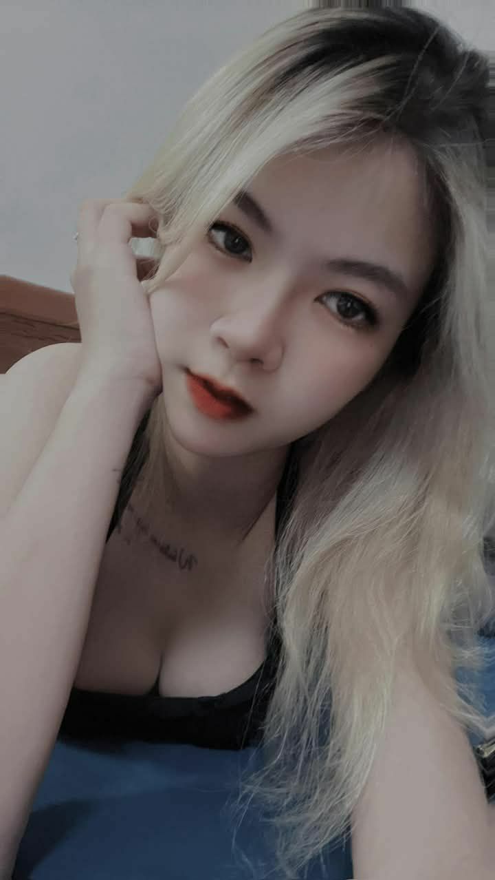 Chồng nhậu say vợ bị giám đốc địt luôn tại chỗ